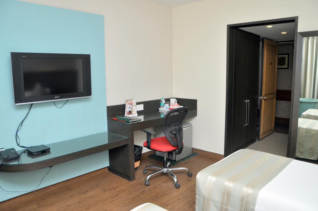 Indismart Hotel Calcutta  Esterno foto