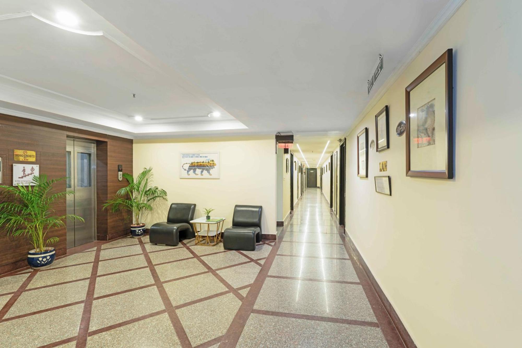 Indismart Hotel Calcutta  Esterno foto