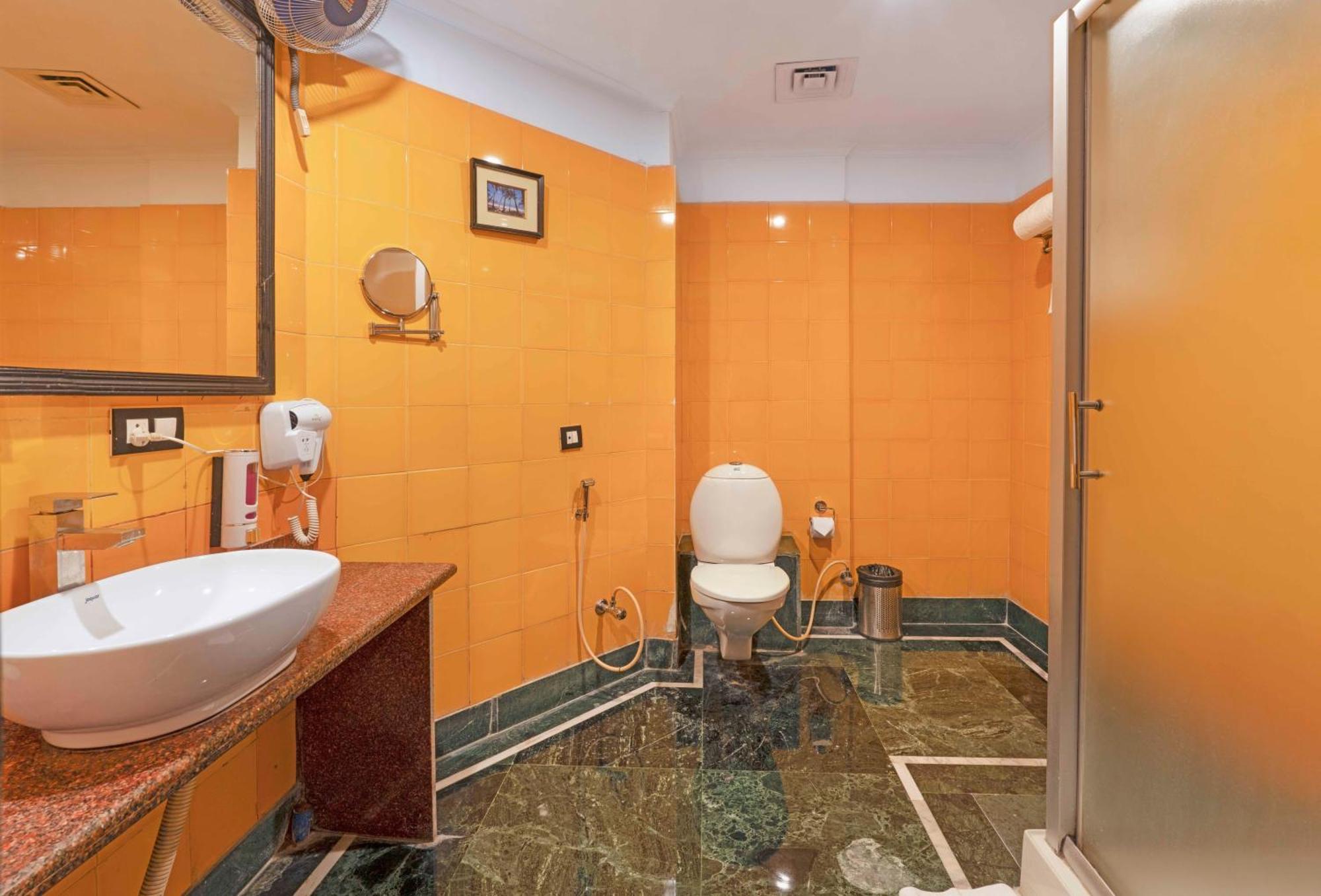 Indismart Hotel Calcutta  Esterno foto