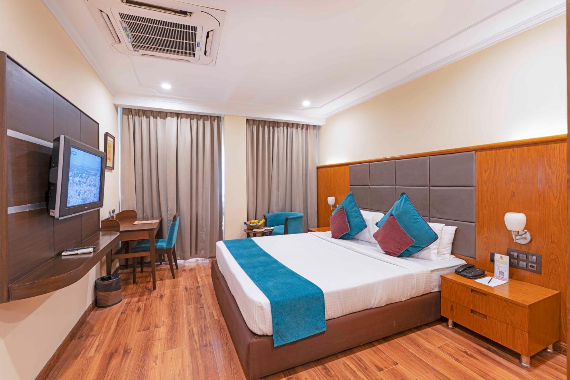 Indismart Hotel Calcutta  Esterno foto