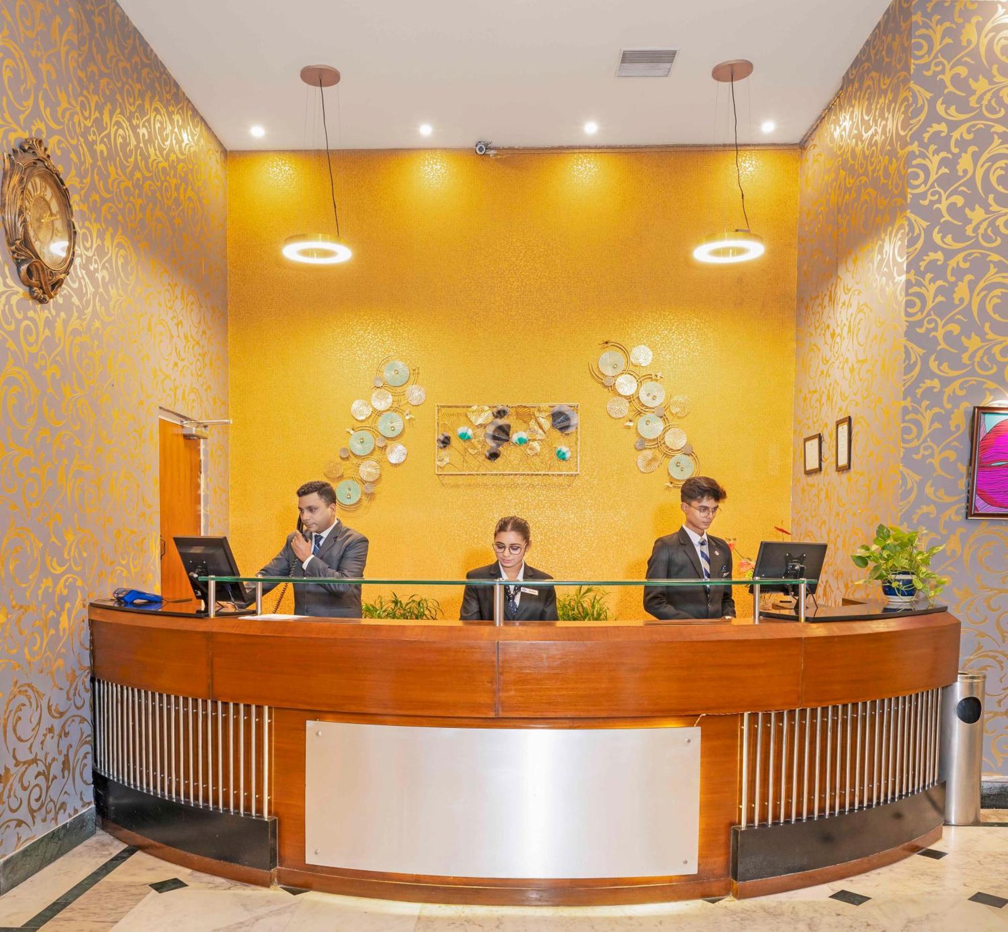 Indismart Hotel Calcutta  Esterno foto