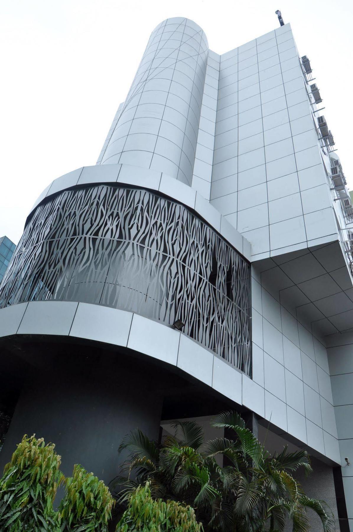 Indismart Hotel Calcutta  Esterno foto